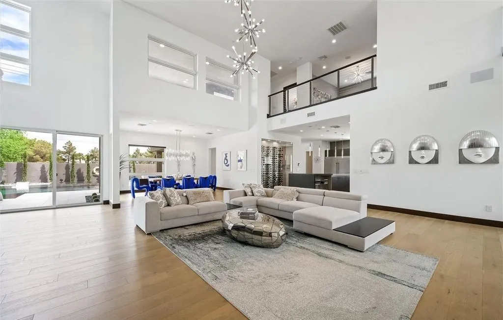 A Captivating Entertainer’s Paradise: This $4.3 Million Nevada Custom Home Defines Luxury Living 8 3740 Caesars Cir A Stunning Custom Built Masterpiece Designed for Elite Entertaining 6