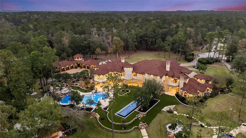 A Mediterranean Masterpiece Rising Above the Woodlands of Magnolia, Texas Seeks for $11,500,000 17 38262 Windy Ridge Trl Magnolia TX 77355 3