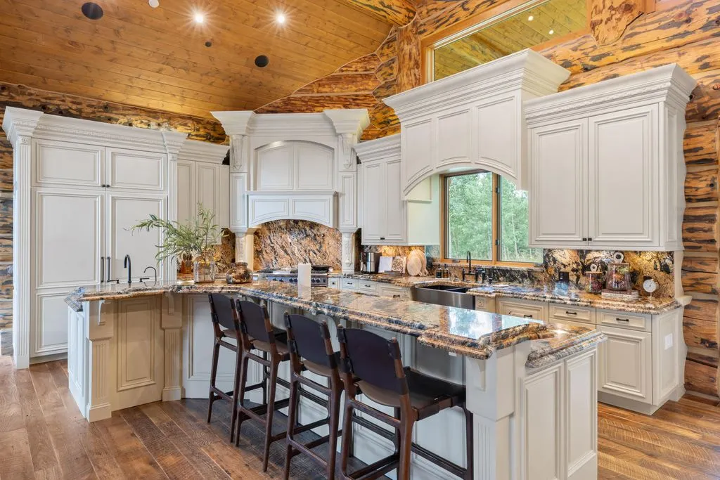 A Trophy Colorado Mountain Retreat Delivering Ultimate Privacy at $15.15M 7 407 Benchmark Dr An Extraordinary Mountain Sanctuary in Colorado 2