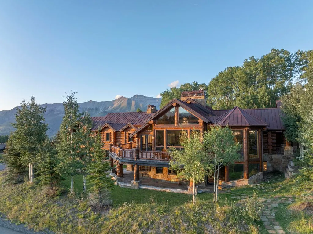 A Trophy Colorado Mountain Retreat Delivering Ultimate Privacy at $15.15M 27 407 Benchmark Dr An Extraordinary Mountain Sanctuary in Colorado 23