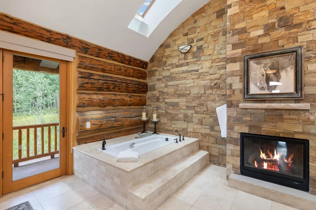A Trophy Colorado Mountain Retreat Delivering Ultimate Privacy at $15.15M 19 407 Benchmark Dr An Extraordinary Mountain Sanctuary in Colorado 9