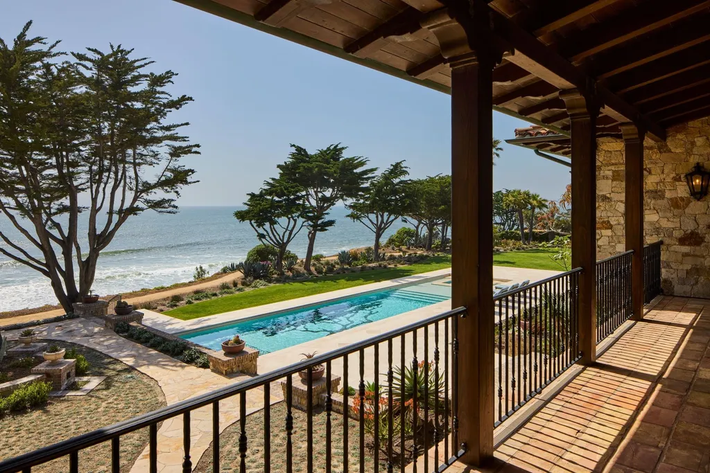 Oceanfront Masterwork Listed at 43 Million Presents One of Southern California’s Most Extraordinary Blufftop Estates 20 4130 Calle Isabella San Clemente CA 9267234