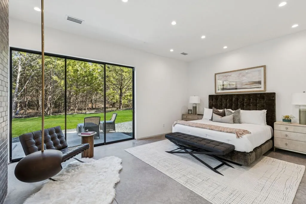 “Harmony House”: A $5 Million Architectural Sanctuary in Texas 13 4590 County Road 340 Unveils Harmony House a Breathtaking Texas Masterpiece 12