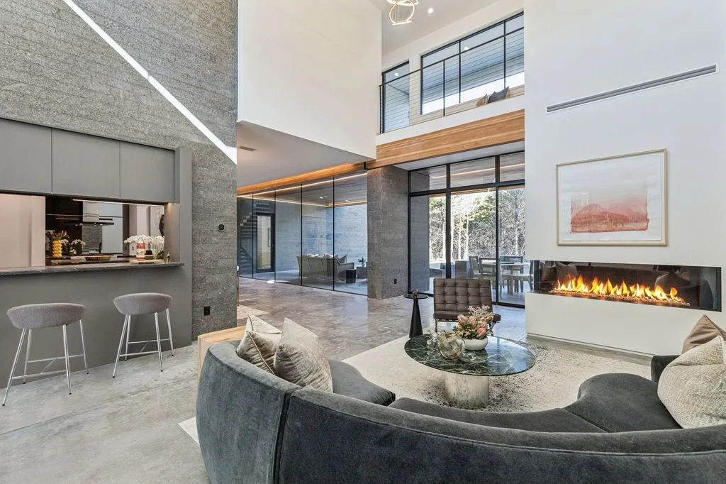 “Harmony House”: A $5 Million Architectural Sanctuary in Texas 7 4590 County Road 340 Unveils Harmony House a Breathtaking Texas Masterpiece 4