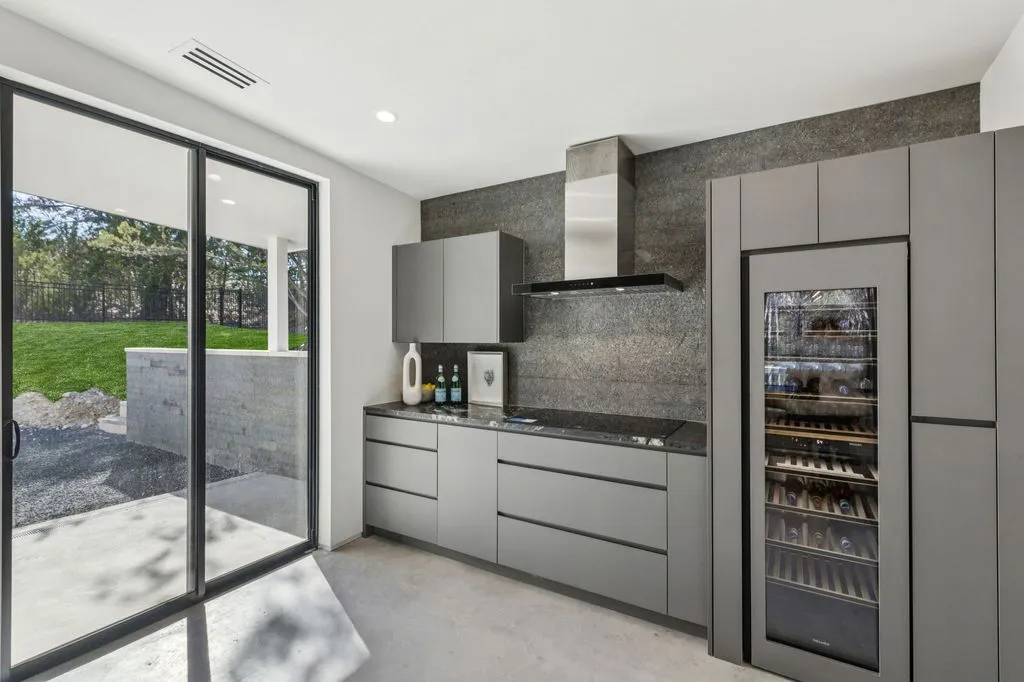 “Harmony House”: A $5 Million Architectural Sanctuary in Texas 10 4590 County Road 340 Unveils Harmony House a Breathtaking Texas Masterpiece 7