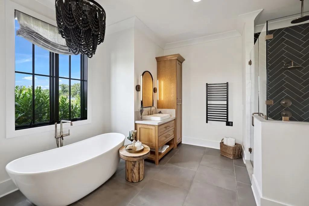 Live Beautifully: A Remarkable $7.95M Tennessee Property Defined by Elegance and Peace 13 4720 Edwardian Trce An Exquisite Tennessee Masterpiece Defined by Timeless Design and Tranquility 11