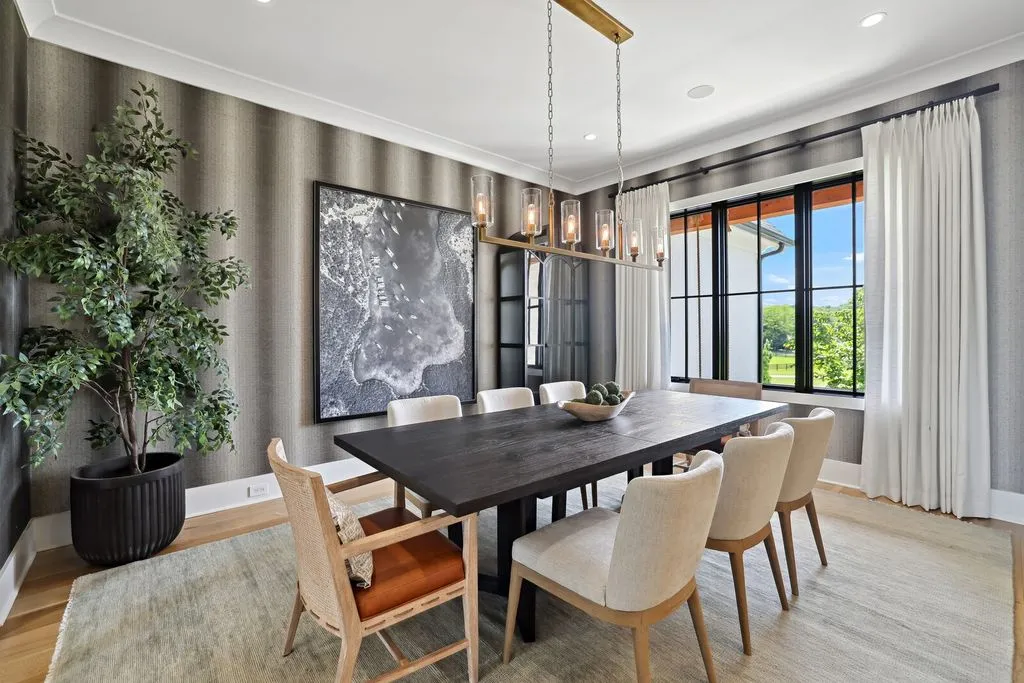 Live Beautifully: A Remarkable $7.95M Tennessee Property Defined by Elegance and Peace 7 4720 Edwardian Trce An Exquisite Tennessee Masterpiece Defined by Timeless Design and Tranquility 5