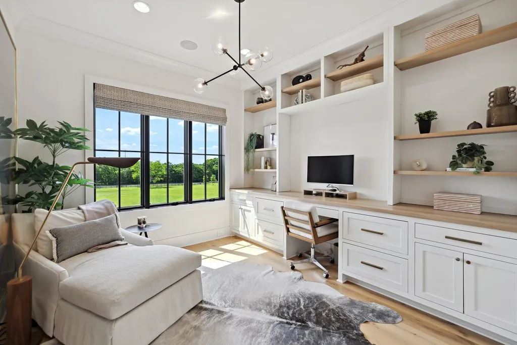 Live Beautifully: A Remarkable $7.95M Tennessee Property Defined by Elegance and Peace 11 4720 Edwardian Trce An Exquisite Tennessee Masterpiece Defined by Timeless Design and Tranquility 9