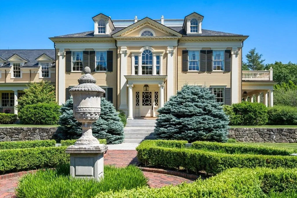 495 Hugh Cargill Rd An Exquisite Georgian Revival Masterpiece on 23.5 Acres in Massachusetts 9