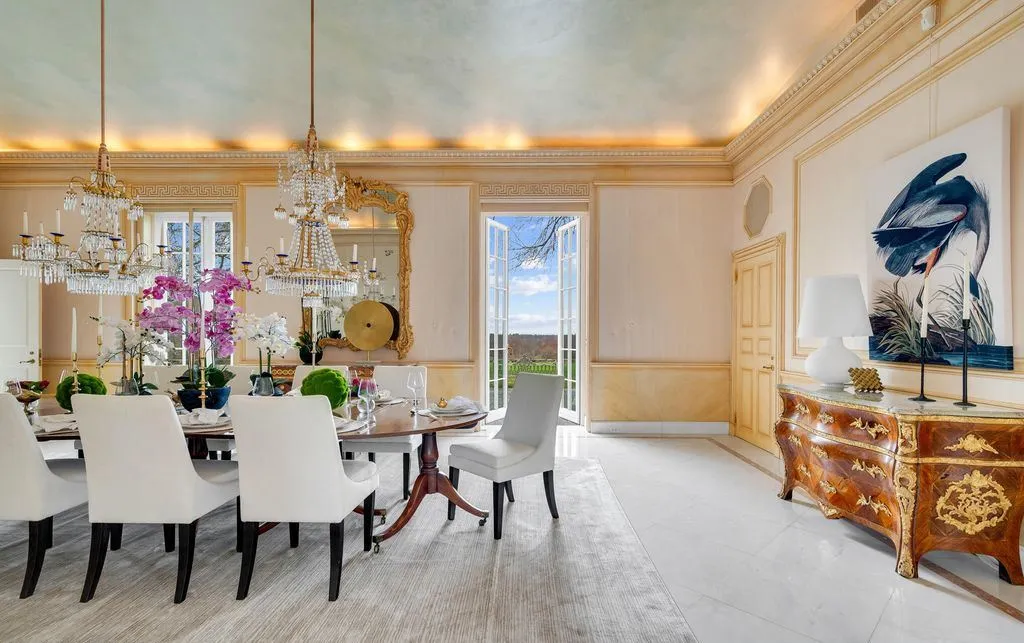 Greenwich Backcountry Masterpiece: Robin Hill Farm & Smokey Hill Farm Listed for $24 Million 23 5 7 John St An Extraordinary Dual Parcel Estate Redefining Elite Living in Greenwich 15