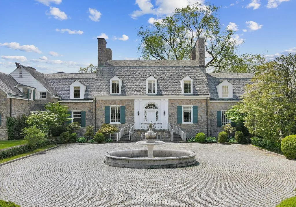 Greenwich Backcountry Masterpiece: Robin Hill Farm & Smokey Hill Farm Listed for $24 Million 6 5 7 John St An Extraordinary Dual Parcel Estate Redefining Elite Living in Greenwich 2
