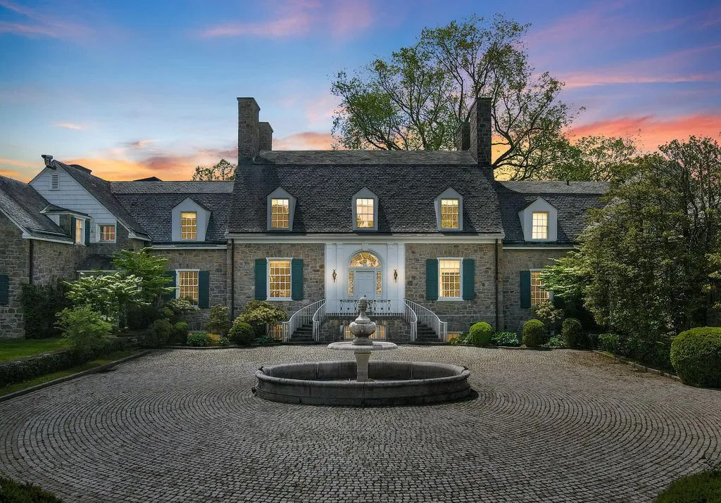 Greenwich Backcountry Masterpiece: Robin Hill Farm & Smokey Hill Farm Listed for $24 Million 25 5 7 John St An Extraordinary Dual Parcel Estate Redefining Elite Living in Greenwich 22