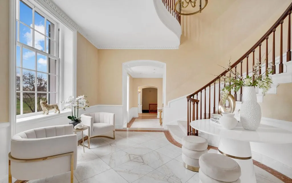 Greenwich Backcountry Masterpiece: Robin Hill Farm & Smokey Hill Farm Listed for $24 Million 8 5 7 John St An Extraordinary Dual Parcel Estate Redefining Elite Living in Greenwich 4