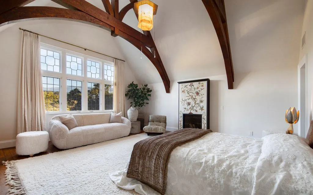 Timeless Elegance: A $15.5M California Estate Inspired by Classic English Manors 16 5200 Armour Ranch Rd An Elite California Offering of Classic English Manor Prestige 14