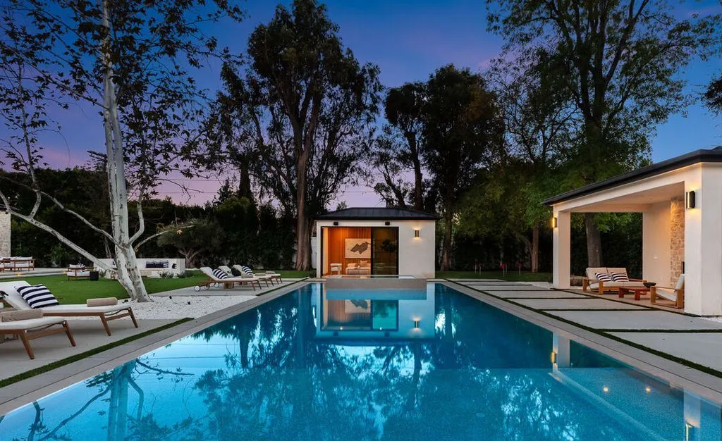 A Distinguished $10,995,000 California Design Masterpiece 24 5345 Encino Ave An Exceptional California Residence of Rare Distinction 20 1