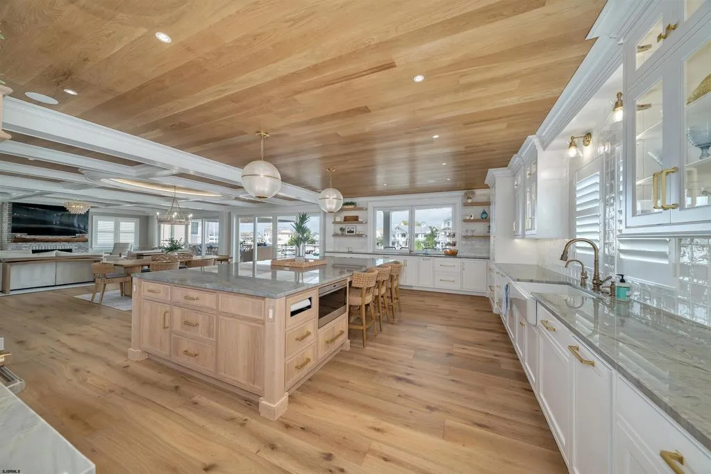 A Bayfront Masterpiece With Dock Frontage in New Jersey Lists for $12,995,000 16 55 Walnut Rd Unveils a Stunning Bayfront Masterpiece With Water and Dock Frontage 12