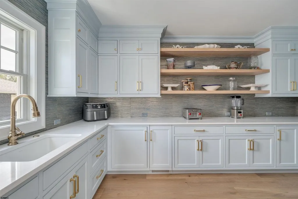 A Bayfront Masterpiece With Dock Frontage in New Jersey Lists for $12,995,000 23 55 Walnut Rd Unveils a Stunning Bayfront Masterpiece With Water and Dock Frontage 17