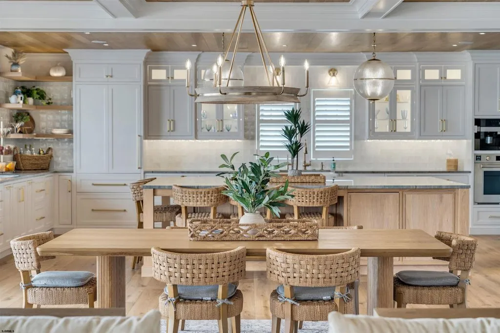 A Bayfront Masterpiece With Dock Frontage in New Jersey Lists for $12,995,000 13 55 Walnut Rd Unveils a Stunning Bayfront Masterpiece With Water and Dock Frontage 9