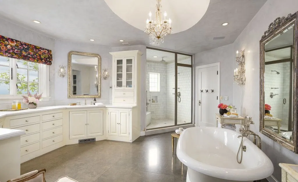 Scenic California Retreat Delivering Dazzling City Lights and Mountain Views for $17.9 Million 28 5535 Dixon Trail Rd A Spectacular California Estate Offering Mesmerizing City and Mountain Views 16