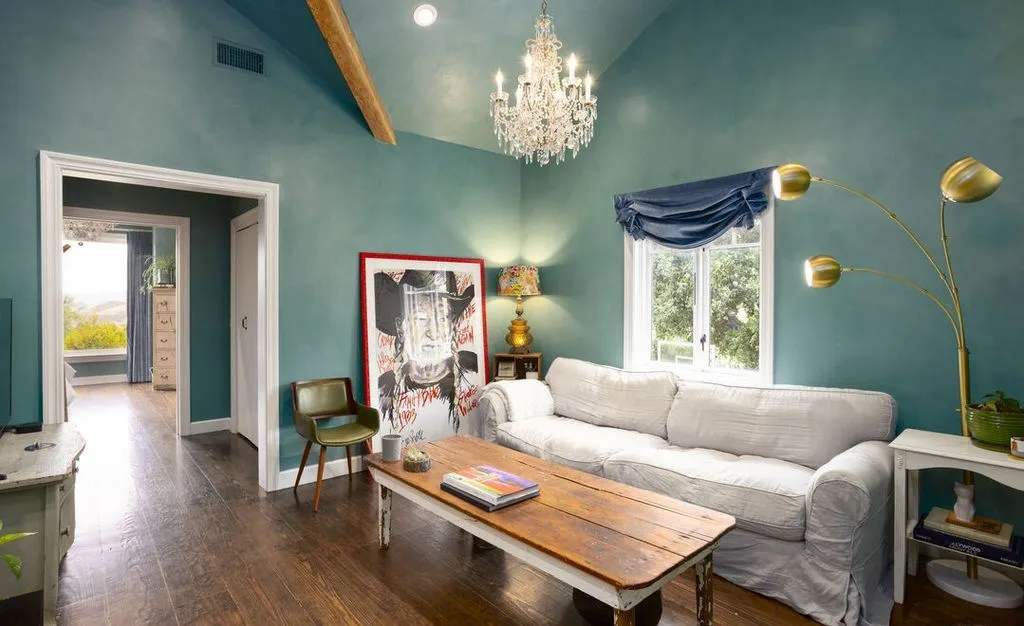 Scenic California Retreat Delivering Dazzling City Lights and Mountain Views for $17.9 Million 32 5535 Dixon Trail Rd A Spectacular California Estate Offering Mesmerizing City and Mountain Views 22