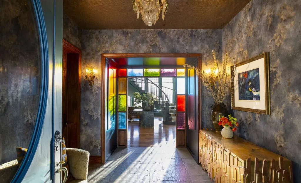 Scenic California Retreat Delivering Dazzling City Lights and Mountain Views for $17.9 Million 7 5535 Dixon Trail Rd A Spectacular California Estate Offering Mesmerizing City and Mountain Views 3