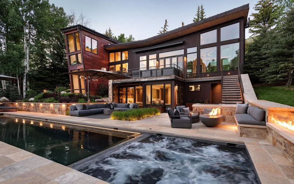 A Magnificent Colorado Retreat Showcasing Rustic Sophistication, and Modern Refinement for $23 Million 7 62 Bennett Ct A Magnificent Colorado Retreat Showcasing Scenic Mountain Views and Refined Rustic Modern Design 6