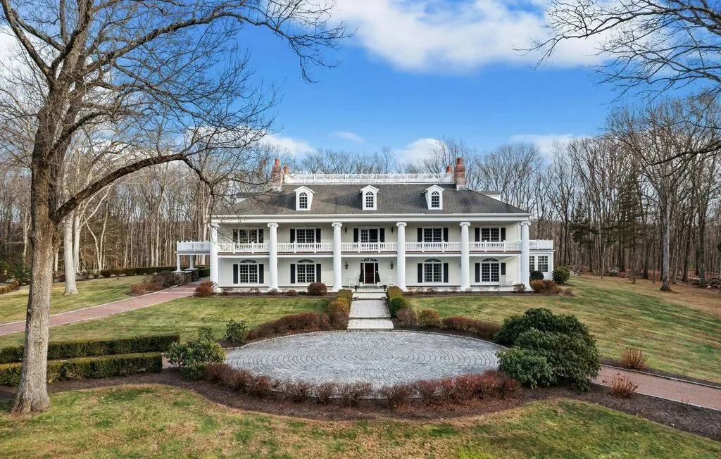 A Rare Connecticut Estate: Plantation-Style Colonial Living Across 39.23 Acres for $8.6M 5 63 Turney Road An Extraordinary 39.23 Acre Plantation Style Colonial in Connecticut 1