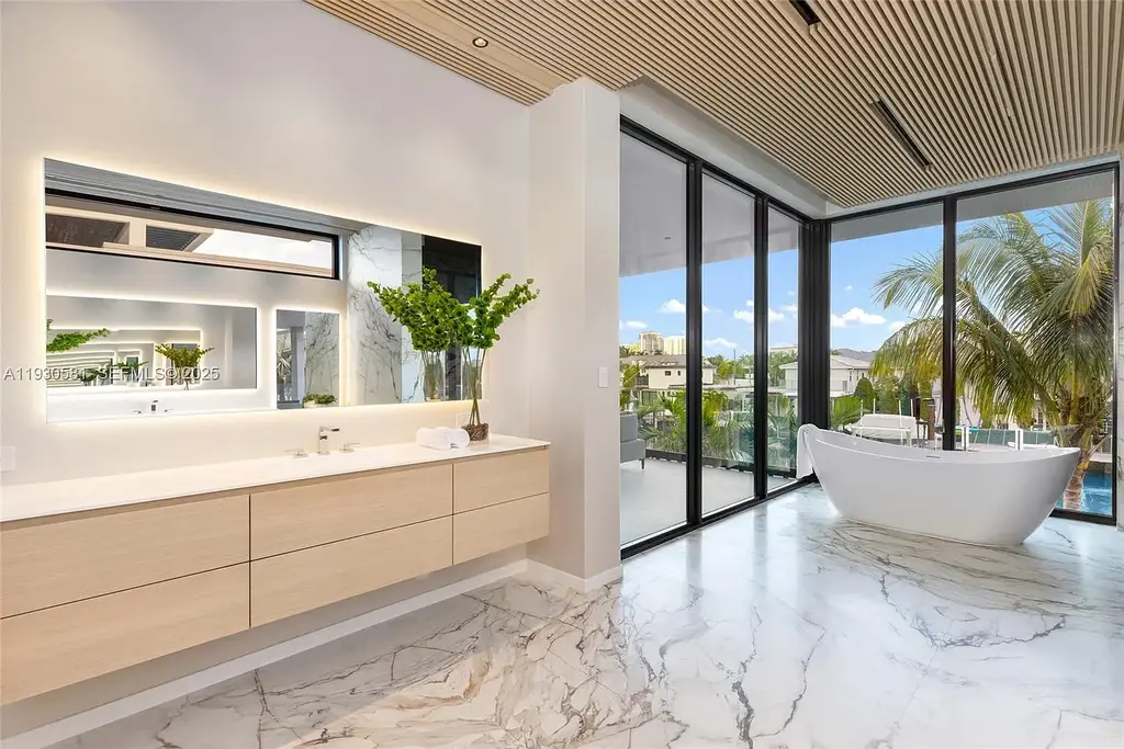 $13 Million New Waterfront Estate with 100 Feet of Ocean Access in Fort Lauderdale’s Las Olas Isles 13 New construction home in Fort Lauderdale for sale with 100 feet of ocean-access canal at Las Olas Isles