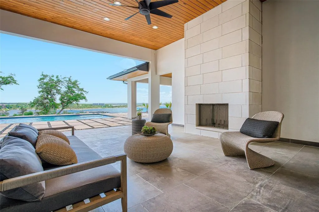 6412 Lantern View Dr Stunning Texas Home with Unobstructed Lake Travis Panoramas 24