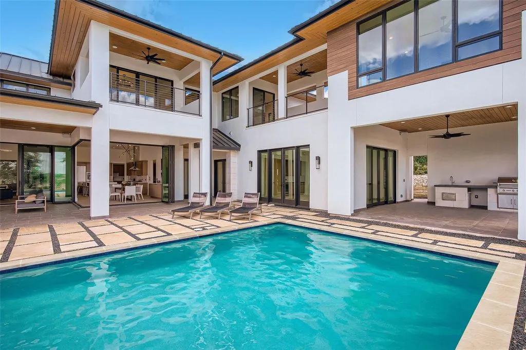 6412 Lantern View Dr Stunning Texas Home with Unobstructed Lake Travis Panoramas 5