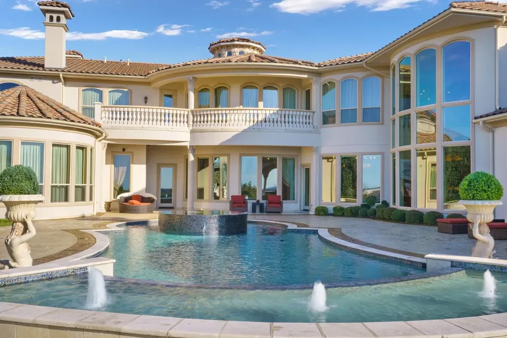 A Venetian Inspired Plano Estate Lists for 7.5 Million as a Rare Architectural Masterpiece in Kings Gate 15 6509 Sudbury Rd Plano TX 7502417
