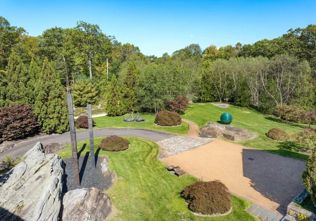 71 N Porchuck Rd An Extraordinary One of a Kind Stone and Glass Connecticut Residence 4