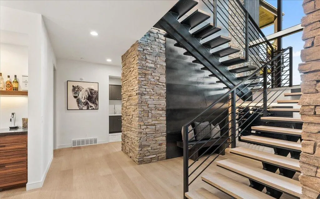 A Remarkable $8,195,000 Utah Home Where Modern Design Meets Relaxed Luxury 20 7474 Foxglove Ct A Stunning Contemporary Masterpiece Defining Refined Utah Luxury 12