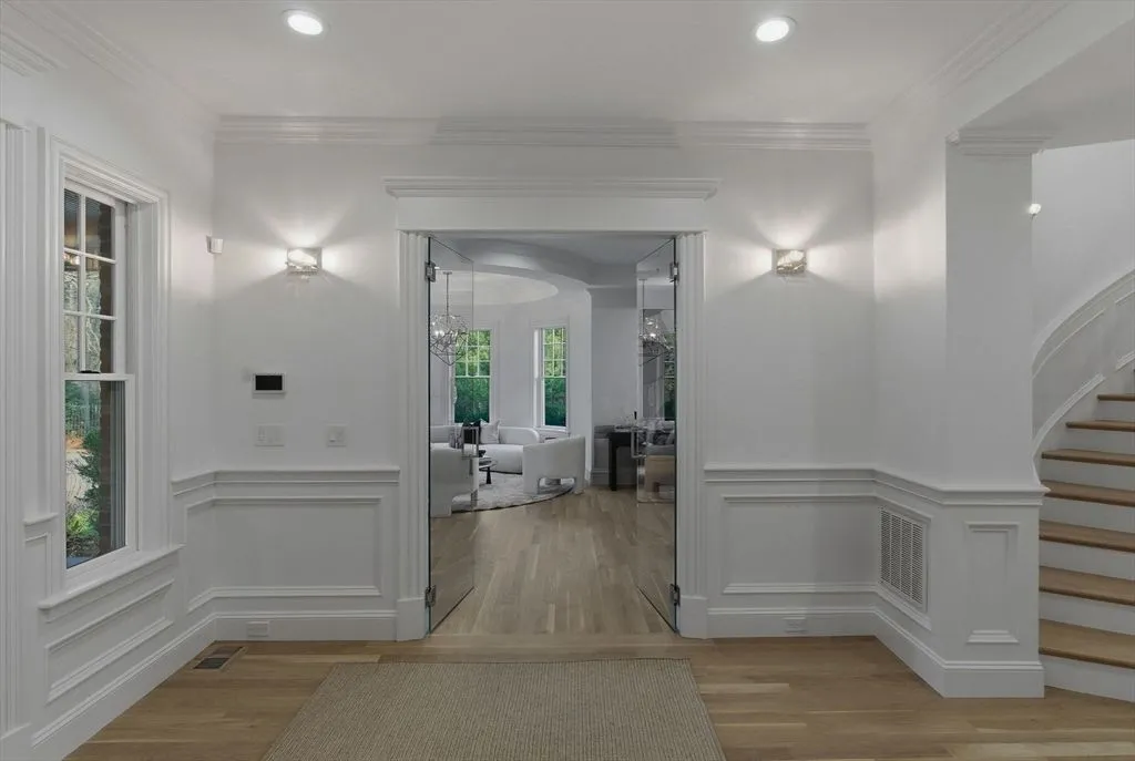 Massachusetts Home with Refined Updates and Exceptional Style Listed at $6,649,000 10 88 Cutler Ln A Stunning Elegantly Updated Massachusetts Estate Asking 6649000 6