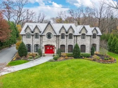 A Remarkable New Jersey Retreat Offering Sweeping Mountain Vistas for $3,695,000 1 9 Beechtree Ln A Breathtaking New Jersey Residence with Sweeping Mountain Views 1