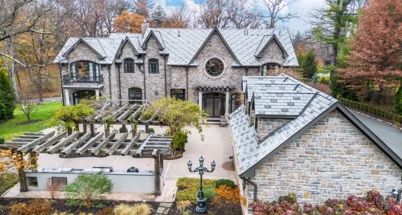 A Remarkable New Jersey Retreat Offering Sweeping Mountain Vistas for $3,695,000 30 9 Beechtree Ln A Breathtaking New Jersey Residence with Sweeping Mountain Views 26