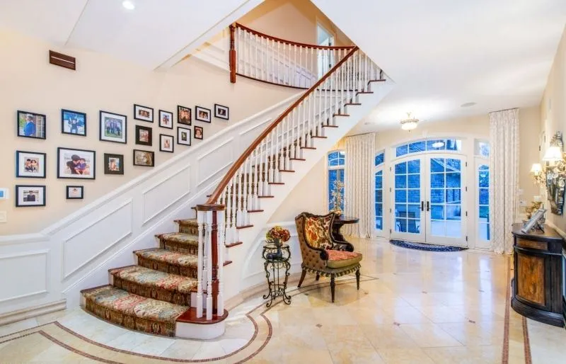 A Remarkable New Jersey Retreat Offering Sweeping Mountain Vistas for $3,695,000 11 9 Beechtree Ln A Breathtaking New Jersey Residence with Sweeping Mountain Views 7