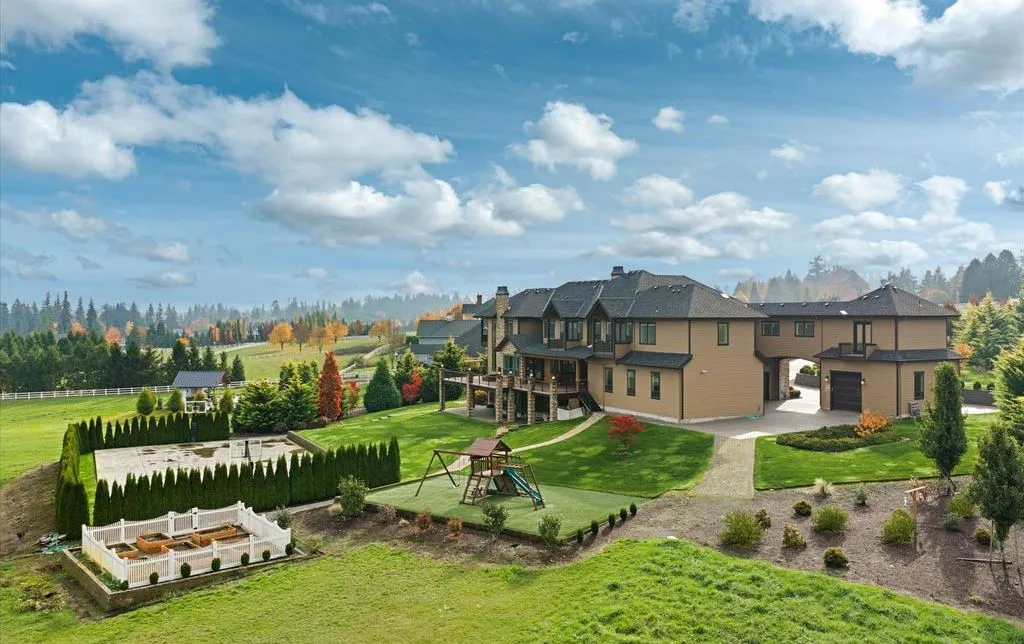 900 NW 216th St Stunning Washington Estate Offering Space Comfort and Picture Perfect Beauty 27