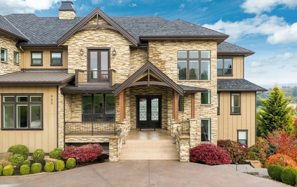 900 NW 216th St Stunning Washington Estate Offering Space Comfort and Picture Perfect Beauty 28