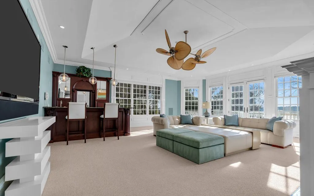 This timeless residence with panoramic Navesink River views in new jersey asks for $7,999,999 20 934 Navesink River Road A Timeless New Jersey Residence with Panoramic Navesink River Views 12