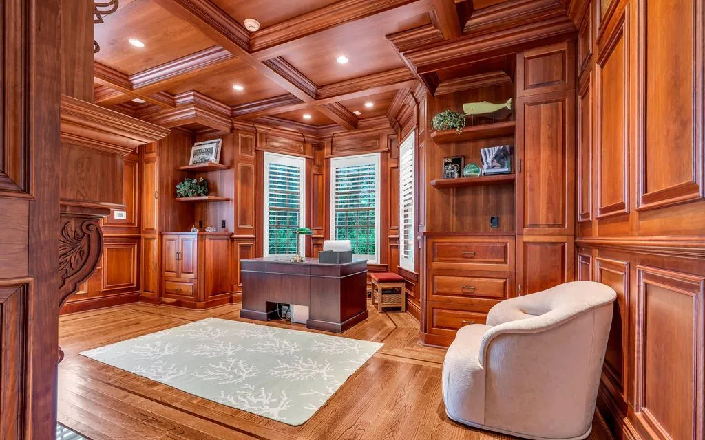 This timeless residence with panoramic Navesink River views in new jersey asks for $7,999,999 10 934 Navesink River Road A Timeless New Jersey Residence with Panoramic Navesink River Views 8