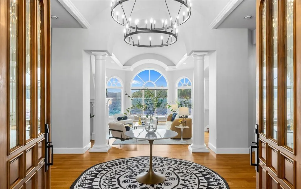 An Extraordinary Gated Waterfront Masterpiece Offering Timeless Views and Modern Ease at $6.5M 6 A Magnificent Waterfront Escape at 2819 E Lake Sammamish Parkway NE Blends Modern Comfort with Endless Lake Views 2