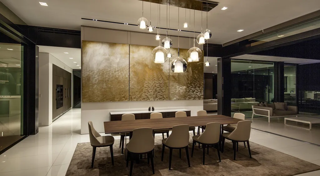 Hillcrest I House by McClean Design, A Light-Filled Hillside Retreat in Beverly Hills 11 Hillcrest I House by McClean Design A Light Filled Hillside Retreat in Beverly Hills 4