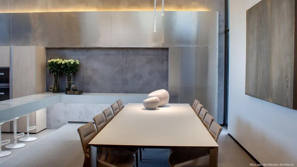 House SAR by Nico van der Meulen Architects, A Light-Filled Transformation in Atholl 11 House SAR by Nico van der Meulen Architects A Light Filled Transformation in Atholl 5