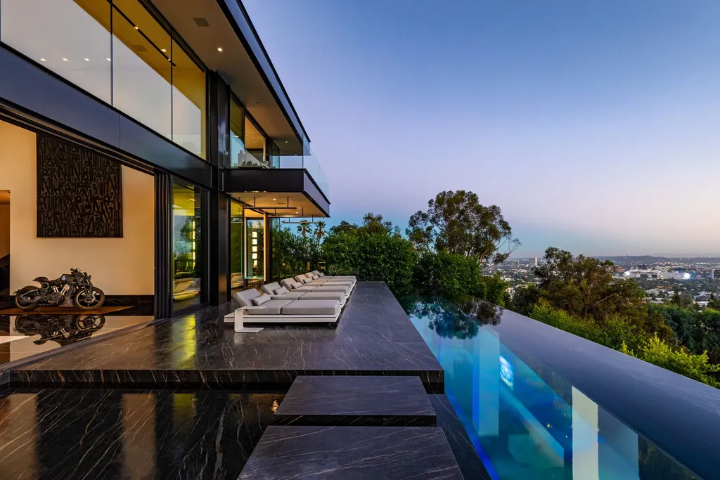 Londonderry House by McClean Design, A Sculptural Entertaining Retreat Above Sunset Boulevard 3 Londonderry House by McClean Design, A Sculptural Entertaining Retreat Above Sunset Boulevard