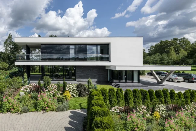 Panoramic View House by ArchLAB Studio, Minimalist Living Framed by the Vilnius Skyline