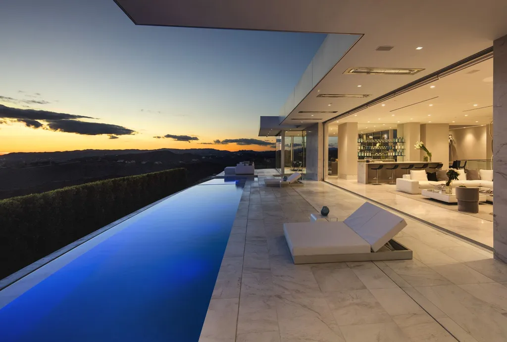 Williams I House by McClean Design, A Marble-Clad Entertaining Pavilion Above Los Angeles 12 Williams I House by McClean Design A Marble Clad Entertaining Pavilion Above Los Angeles 8