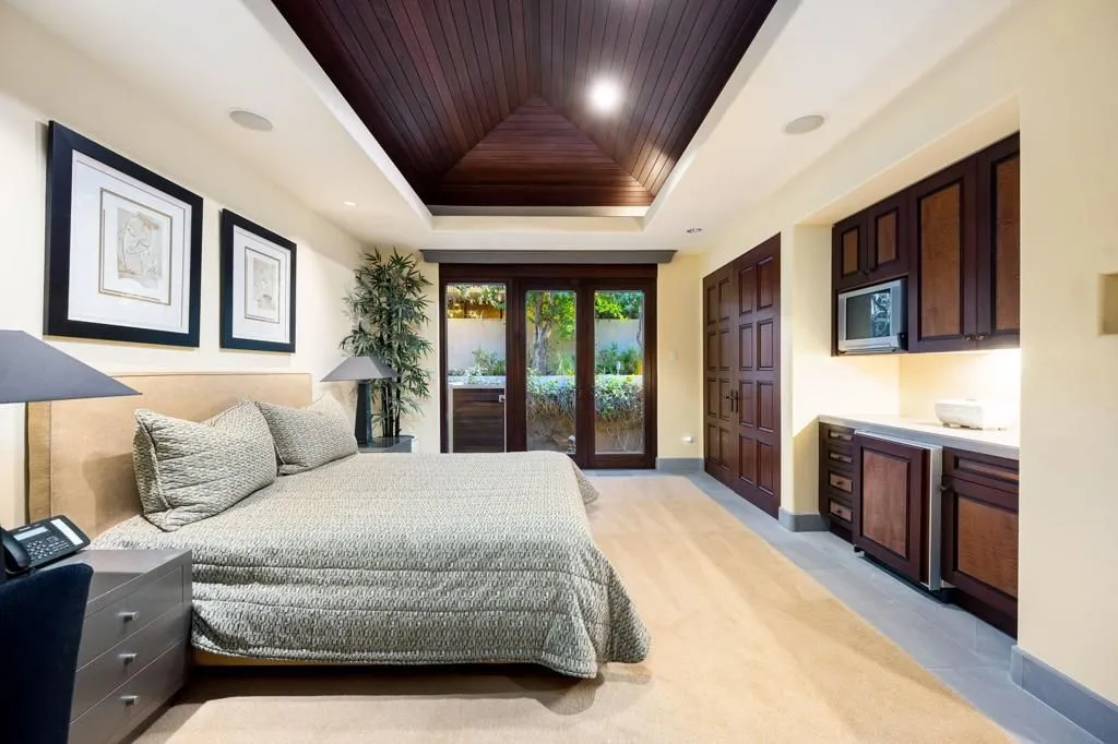 An Exquisite California Property Defined by Impeccable Quality and Finest Detail Asks $11.5 Million 21 100 Lantana Vw Showcases a Breathtaking Property Where Finest Detail Defines Luxury 18