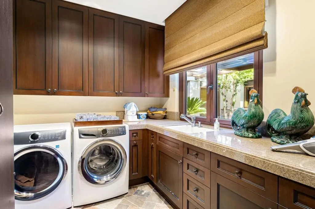 An Exquisite California Property Defined by Impeccable Quality and Finest Detail Asks $11.5 Million 22 100 Lantana Vw Showcases a Breathtaking Property Where Finest Detail Defines Luxury 19