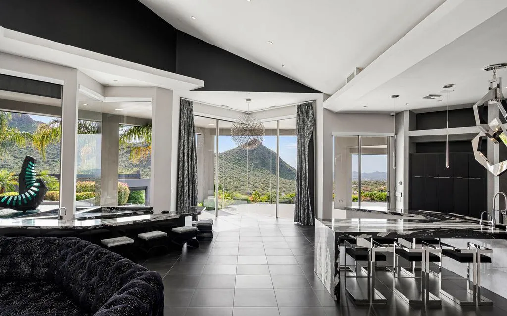 An Extraordinary Private-Mountain Estate in Arizona Delivers Architectural Drama at $9.9M 11 10324 E Calle De Las Brisas 10